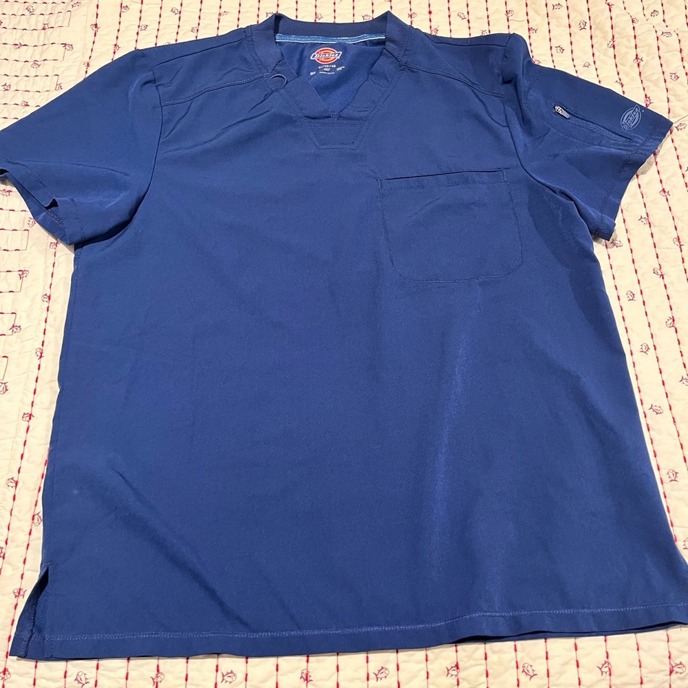 Dickies Dynamix Stretch V-Neck Scrub Top Navy Blue DK610 Men’s Large